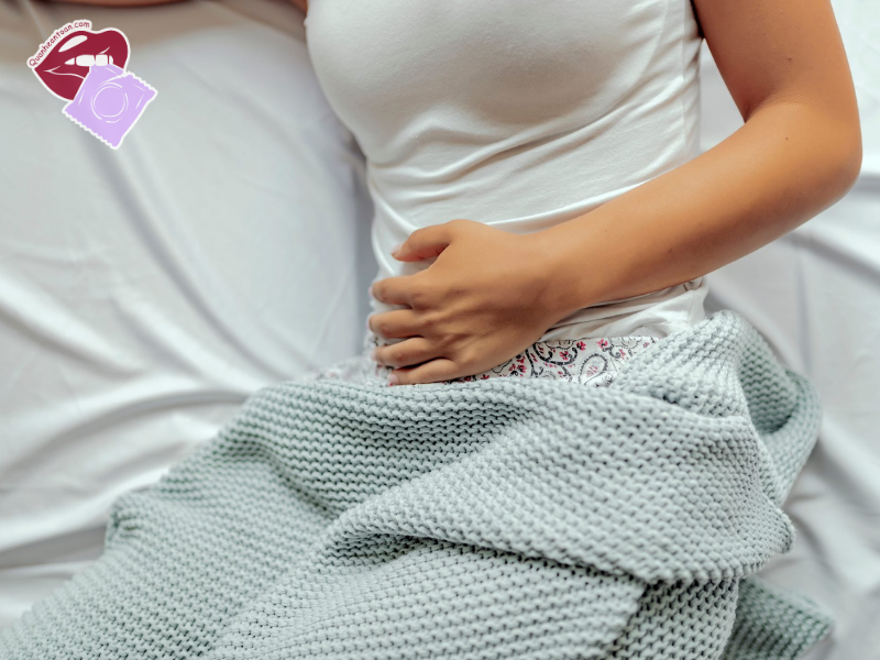 Đau bụng sau khi quan hệ lần đầu